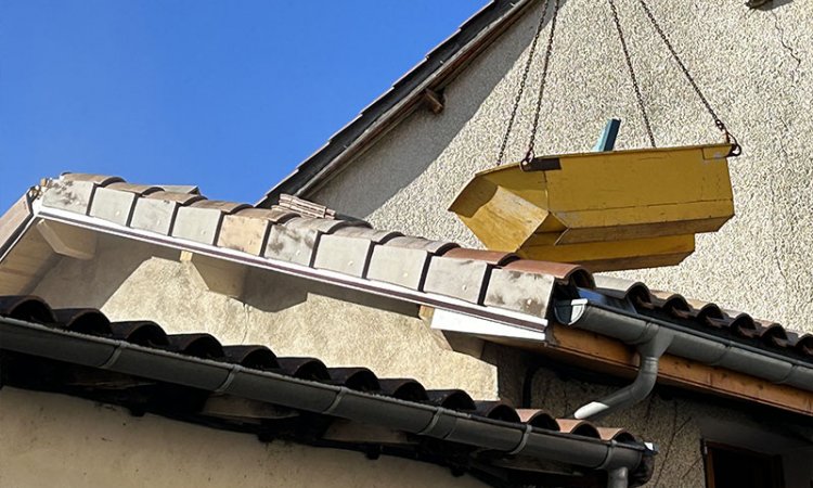 Rénovation d'un toit et sa charpente à Saint-etienne-des-oullieres