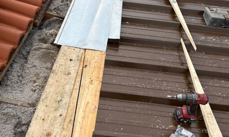 Travaux de toiture pour véranda - KMC Toitures à Glaize